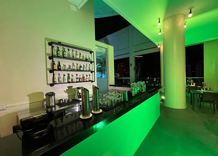 City Garden Hotel Makati