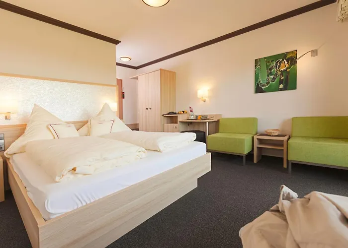Haus Rebland Urlaubsglueck-Hotel