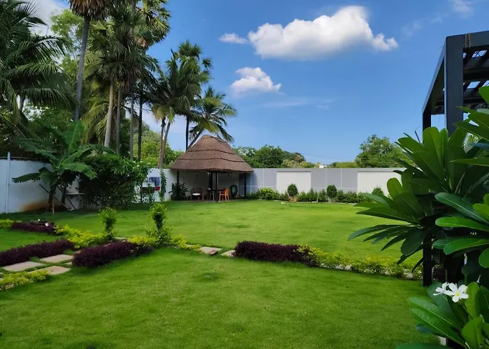 The Serene Shores - Luxury Private Villa