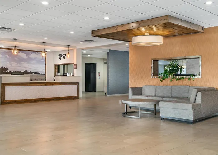 Best Western Plus Wayland Hotel