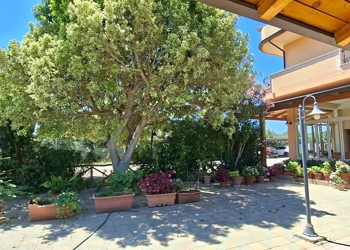 Hotel Ristorante La Decanata