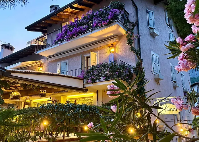 Da Gianni E Villa Annamaria