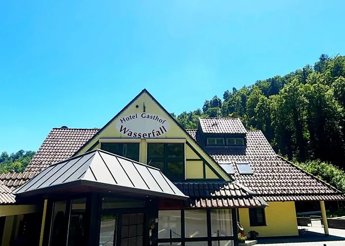 Hotel zum Wasserfall Garni