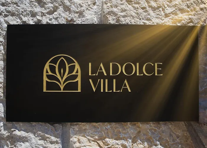 La Dolce Villa