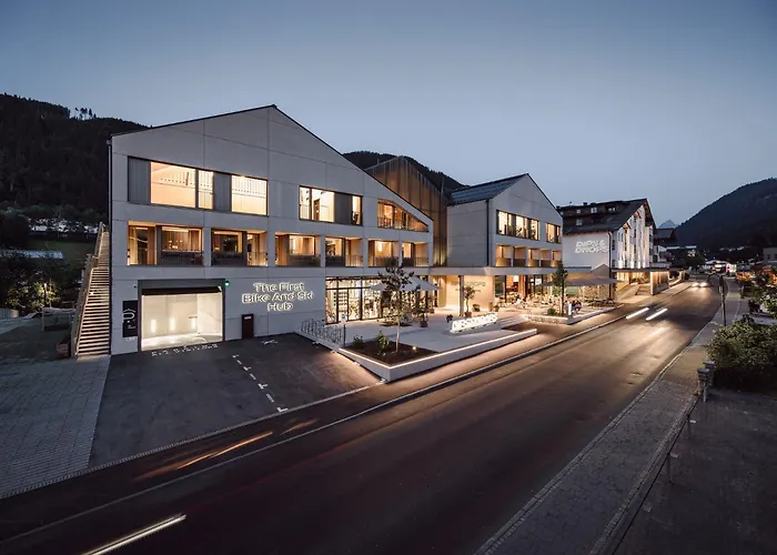 Dips&Drops – The First Bike And Ski Hub