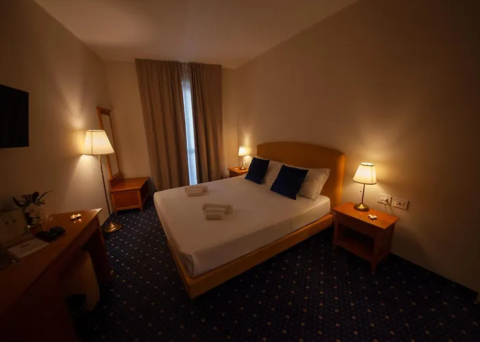 Hotel Dore