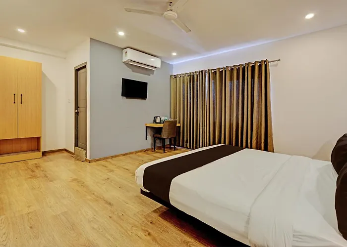 Super Townhouse Ramamurthy Nagar Formerly Navya International
