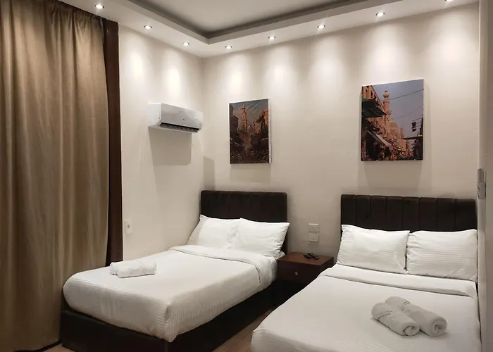Talaat Harb Hotel