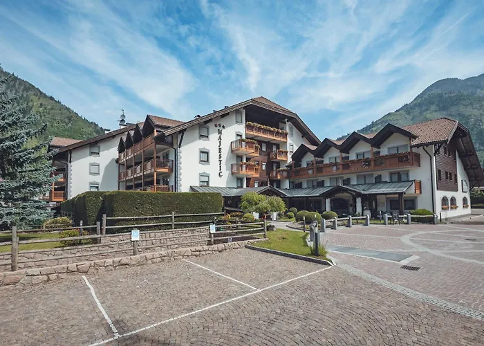 Aparthotel Majestic