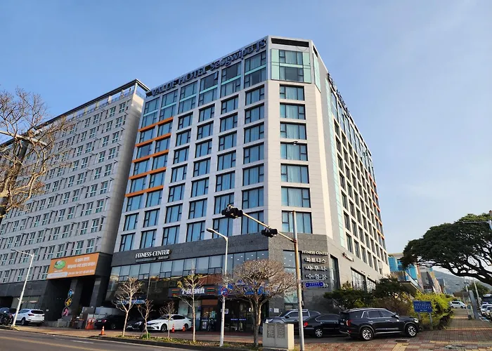 Seogwipo Js Hotel
