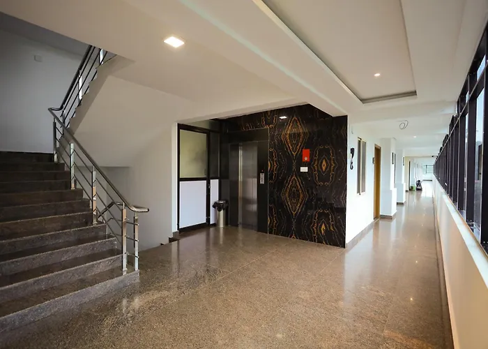 Adyar Plaza Inn By Rak Rooms, Mangaluru