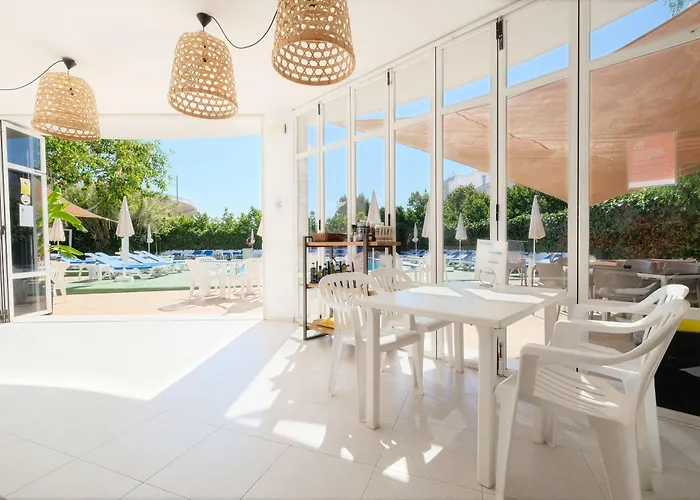 Azuline Hotel Llevant San Antonio Abad
