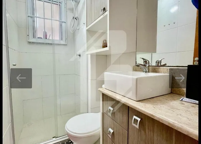 Apartamento próximo ao centro e Havan