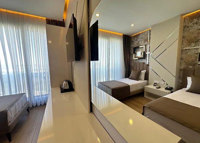 Fourpoints Airport Hotel