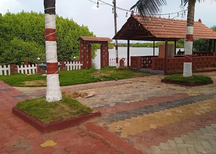 River Lounge Resort