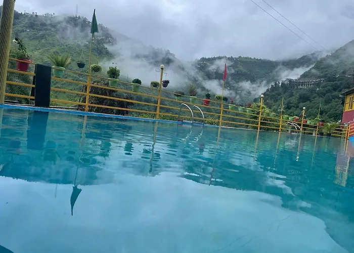 The Kempty Pool Retreat