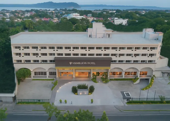 Vermillion Hotel