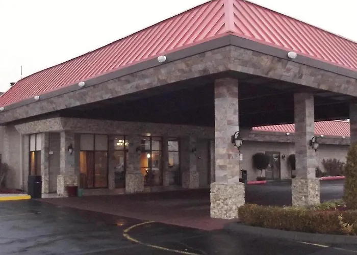 Best Western Plus Lake Front Hotel