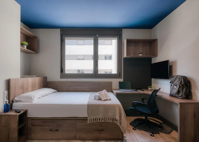 Livensa Living Studios Valencia Marina Real