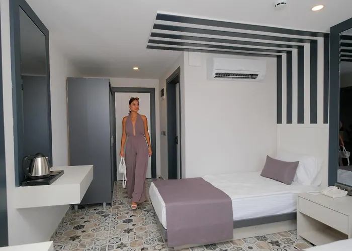 Black Royal Belek