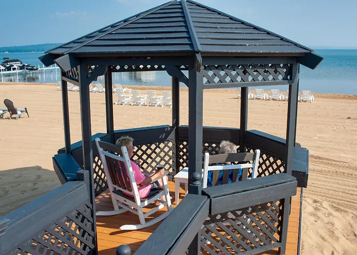 The Beach Haus - Traverse City