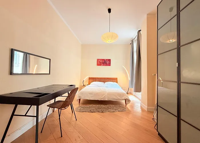 Fhs Aparthotel