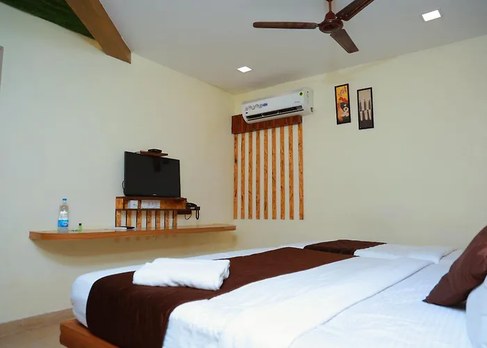 Hotel Annai Bay
