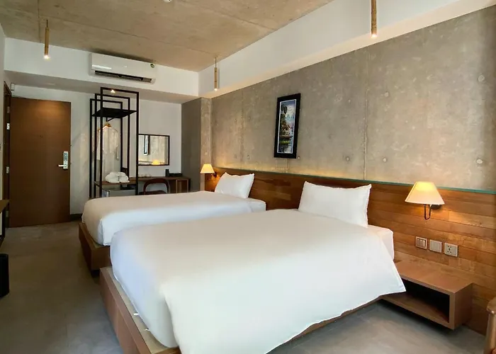 Check Inn Phnom Penh Royal Palace