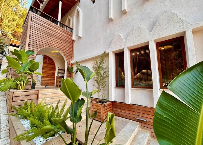 Castello By Mediterra Hotel
