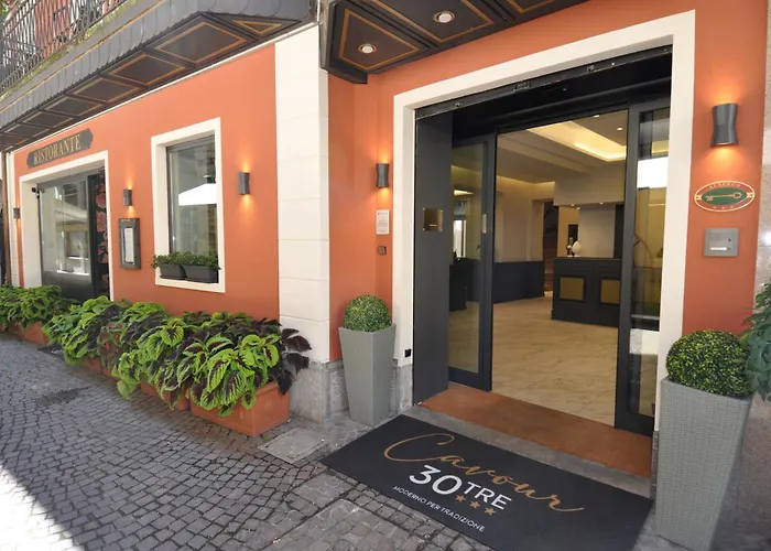 Cavour 30Tre - Moderno Per Tradizione Hotel Stresa