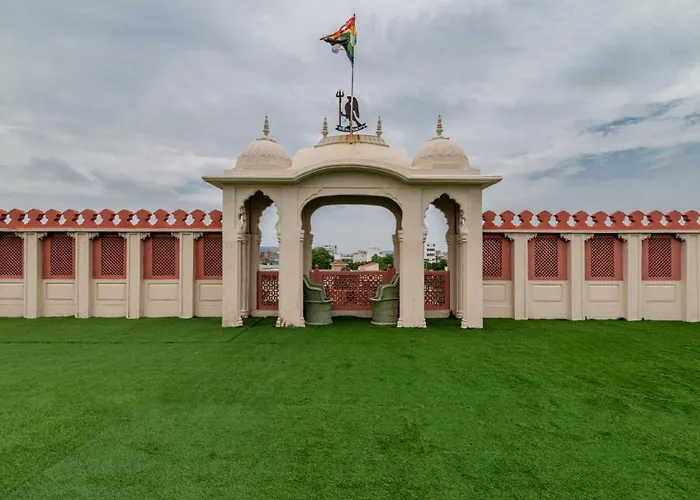 Suryaa Villa Jaipur - A Boutique Heritage Hotel