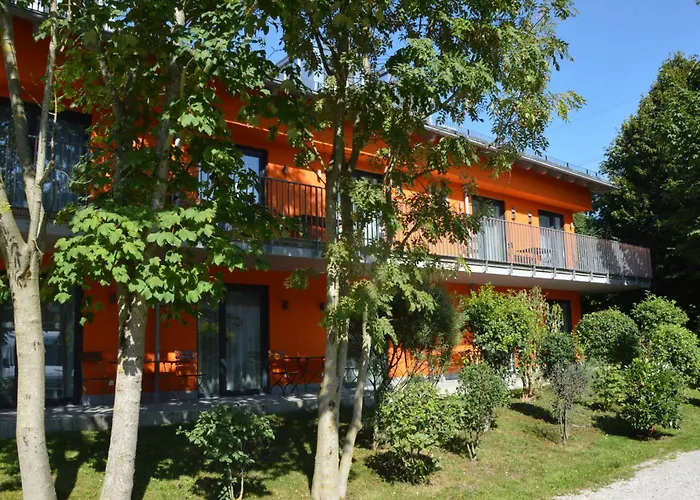 Schäfer Boardinghouse