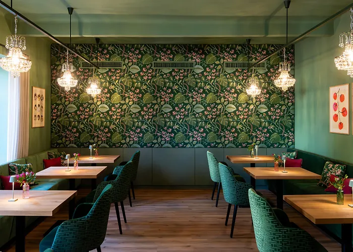 Newly Renovated Boutique Hotel Vier Jahreszeiten In The Heart Of Salzburg