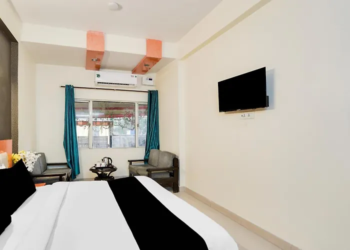 Super Townhouse Maithli Marg Sector 55 Formerly Red Roof