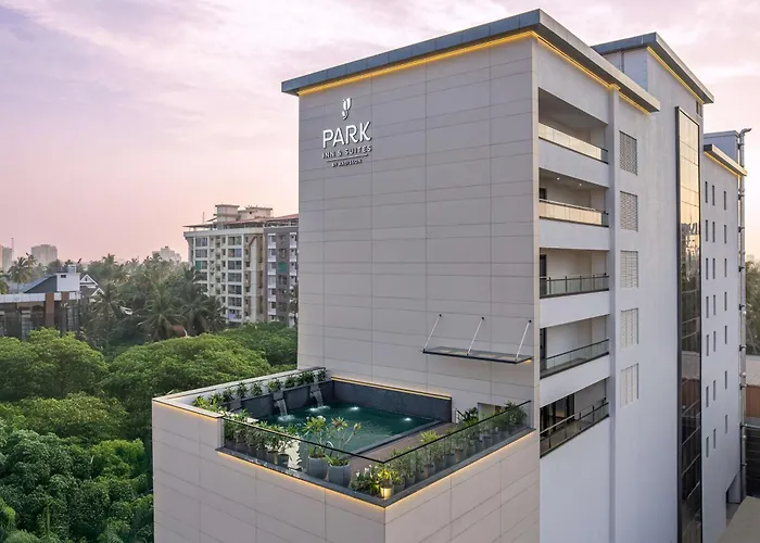 Park Inn & Suites By Radisson Thrissur East Fort
