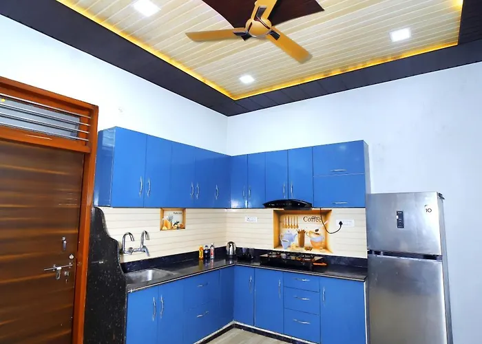 The Taj Wings Home Stay