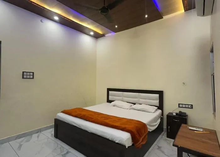 Shree Radhe Palace