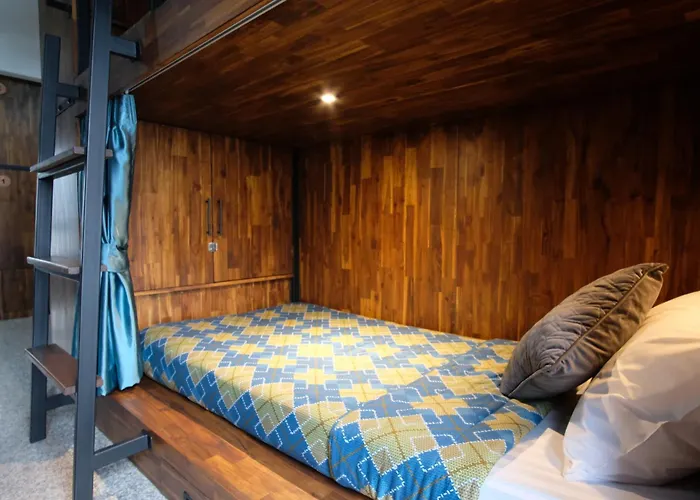 Cha Li'S Family Hotel&Hostel