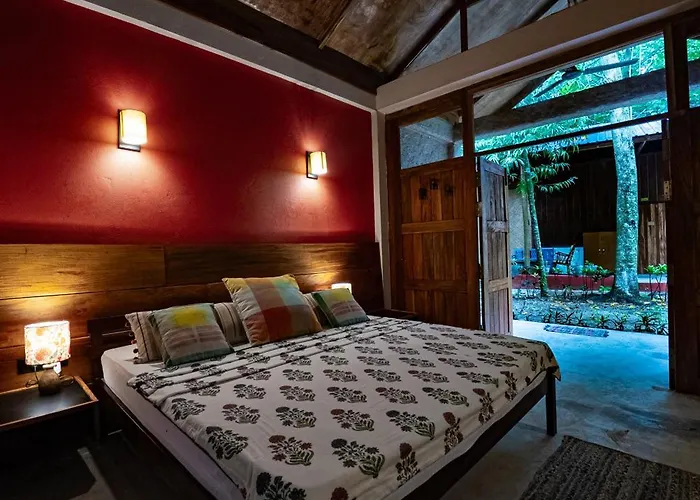 The Diveresort And Dancing Dugong Cafe
