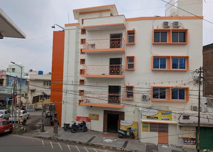 Cm Residency