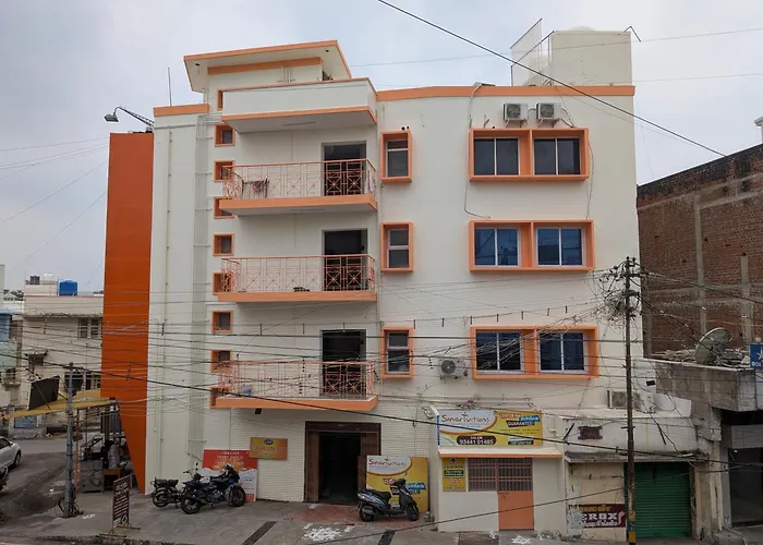 Cm Residency