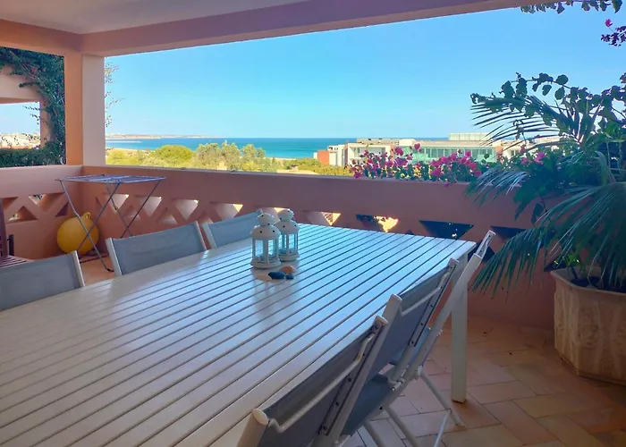 Apartamentos Turisticos Buganvilia