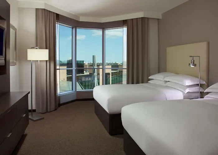 Hilton Suites Toronto-Markham Conference Centre & Spa