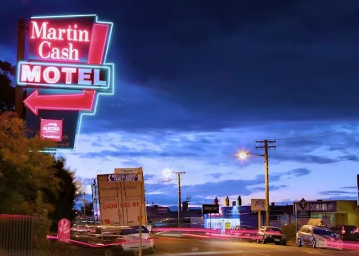 Martin Cash Motel