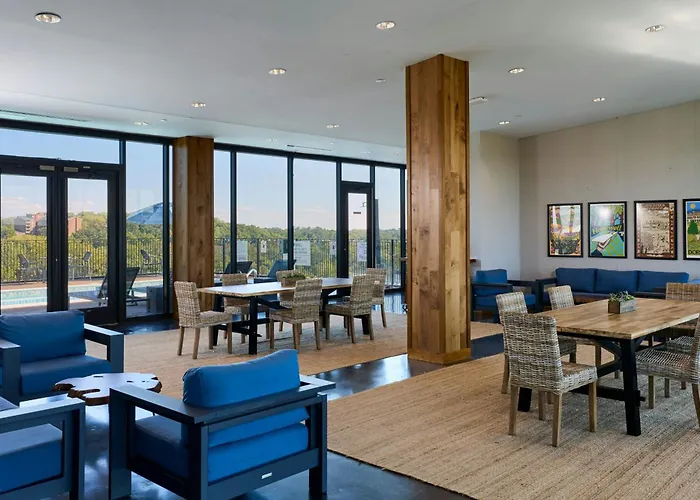 Merriweather Lakehouse Hotel, Autograph Collection