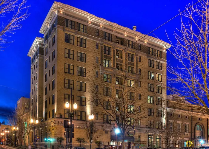Hotel Deluxe