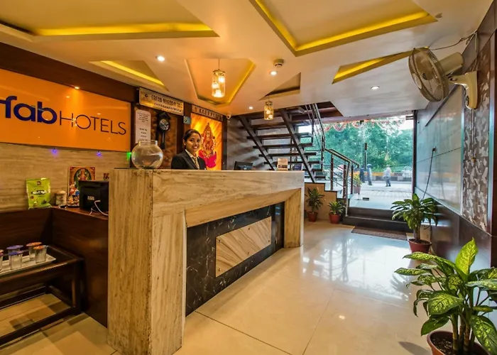 Fabhotel Prime President