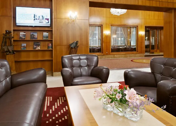 Hotel Devin