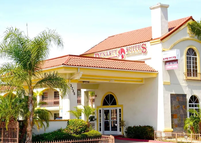 Dynasty Suites Hotel