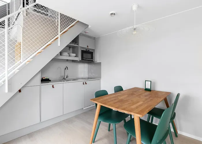 Avanti Apartment Hotel
